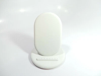 Google Wireless Charger And Stand for Pixel 3 and Pixel 3 XL White G019C NO CORD - Image 1 of 2