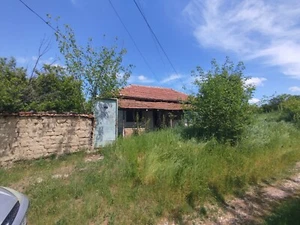 Cheap property in VT district for full Renovation - Picture 1 of 9