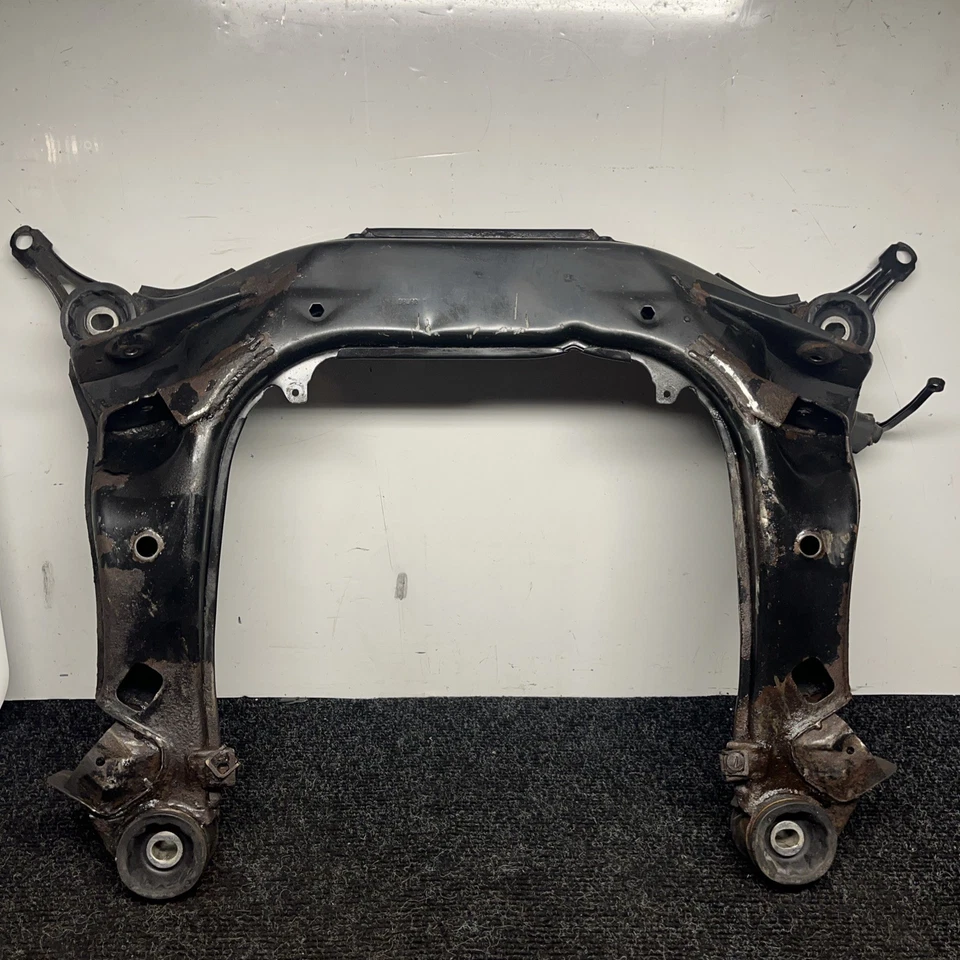 ☑️ Subchasis delantero travesaño para Audi A4/S4/RS4 2002-2008 8E0399313 Foto 1 de 4