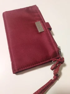 ETA Maroon Nylon Bifold Wallet Wristlet 5x7 - Picture 1 of 9