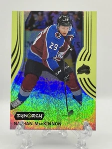2019-20 Upper Deck Synergy - Veterans Nathan MacKinnon #15 Green - Bild 1 von 2