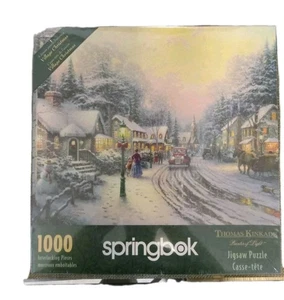 Thomas Kinkade Springbok 1000 Pezzi Villaggio Puzzle Natale Nuovo Sigillato in Fabbrica - Foto 1 di 4