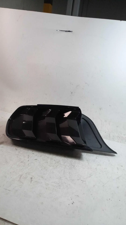 Used Left Tail Light Assembly fits: 2020 Ford Mustang Left Grade A - Image 1 of 4
