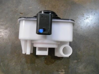 (ESIM) Leak Detection Pump 07-2010 Jeep Grand Cherokee (161-C6) - Image 1 of 4