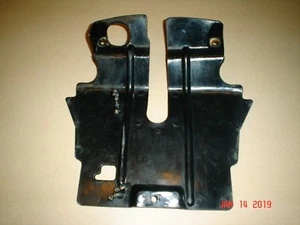 Honda TRX300 TRX 300 2x4 Under Tank Heat Shield Wiring Holder 88-91 4x4 - Picture 1 of 6