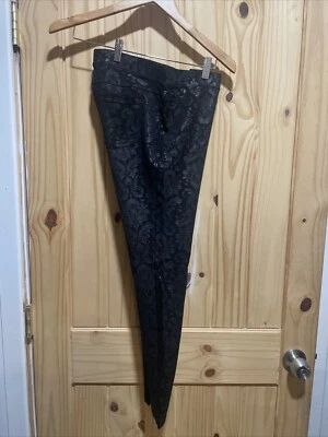 HUE Black Foil stretch pants size L Leaf Design - Image 1 of 4