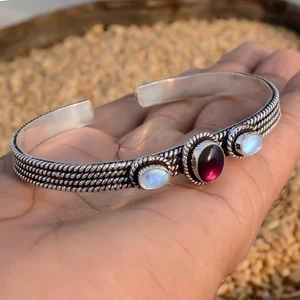 Mozambique Garnet & Rainbow Moonstone 925 Sterling Silver Gifted Bangle Cuff-245 - Picture 1 of 6