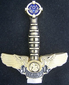 US Air Force Honor Flight CMSAF #2 Donald Harlow Challenge Coin - Picture 1 of 2