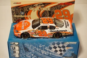 1/24 Kevin Harvick #29 GM Goodwrench / Realtree 2004 RCCA Diecast Car 1 of 1,200 - Picture 1 of 24