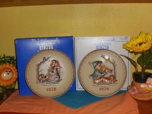 HUMMEL GOEBEL LOT HAPPY PASTIME AND SINGING LESSONS 1978-1978 LTD EDITION NEW - Picture 1 of 12