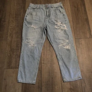 American Eagle women jean 12 short blue mom high rise denim distressed 32 waist - Picture 1 of 7