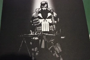 MARVEL COMICS Punisher BEREIT!! Anti-Rutsch Optisches COMPUTER MAUSPAD 9 x 7 Zoll - Bild 1 von 6