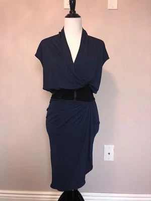 NUEVO CON ETIQUETAS HAUTE HIPPIE Vestido Jersey Azul Lapislázuli Cinturón Negro Talla S Venta al por menor $496 Foto 1 de 4