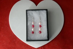 Beautiful Earrings With Indian Ruby And Pearls 3.8 Gr. 4 Cm. Long + Hooks In Box - Picture 1 of 7