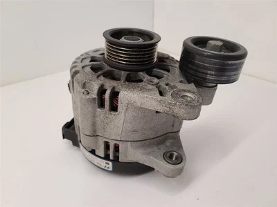 HYUNDAI ELANTRA 2016 Alternator Sedan US Built ID 373002E720 - Image 1 of 4