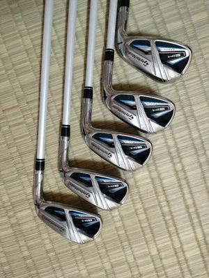 Women TaylorMade SIM IronSet 6-9+Pw 5pc RH TENSEI TM40 graphite Flex A used - Image 1 of 4