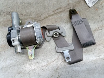 Used Front Right Seat Belt Front fits: 2006 Lexus GS300 bucket passenger retract Foto 1 de 4