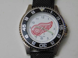 Detroit Red Wings Men's Sun Time The Competitor Watch with Date & Leather Band - Picture 1 of 18