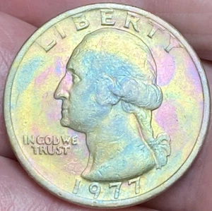 1977-P Washington Quarter Beautiful Lustrous Rainbow Toned Coin #10 - Picture 1 of 12
