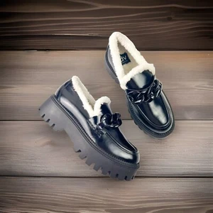 Mocassino donna DV Dolce Vita Larazzo taglia 7,5 pelliccia sintetica pelle nera - Foto 1 di 15
