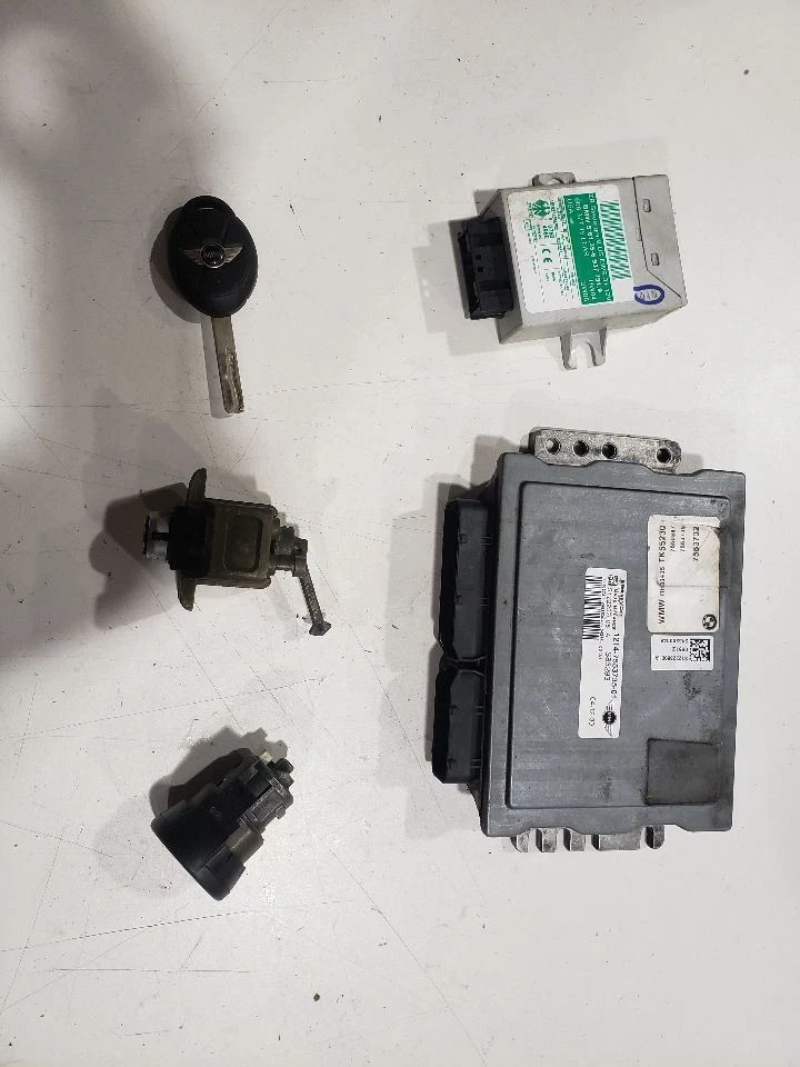 Juego de encendido de seguridad - Mini Cooper S R52 Conv 2005 - OEM 7553735, 7550887 Foto 1 de 4