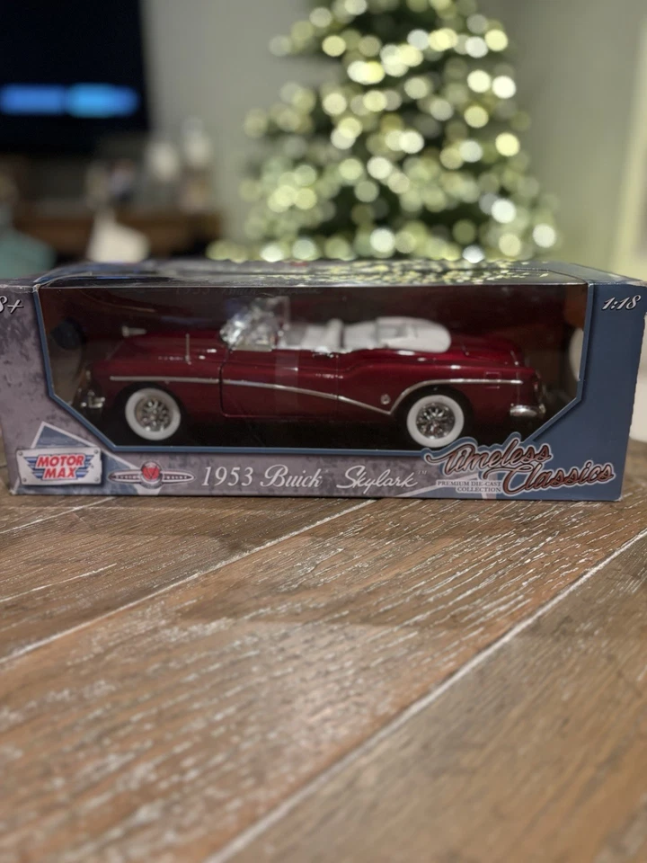 Motor Max 1953 Buick Skylark | Burgandy 1:18 | Free Shipping!! - Image 1 of 1