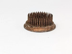 Vintage Copper Tone Metal Pin Spike Floral Flower Frog 2" - Picture 1 of 7