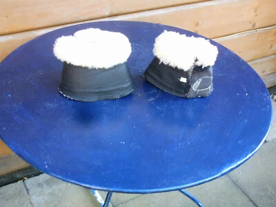 Hufglocken Echtleder mit Echt-Fell Größe M (cob) gepolstert, Klett - Bild 1 von 4