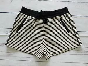 Pantaloncini casual Ann Taylor LOFT neri beige a righe tessuto con coulisse - taglia 2 - Foto 1 di 4