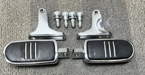 Harley Davidson Road Glide Chrome Streamliner Footpegs Multi Fit Hardware - Foto 1 di 9