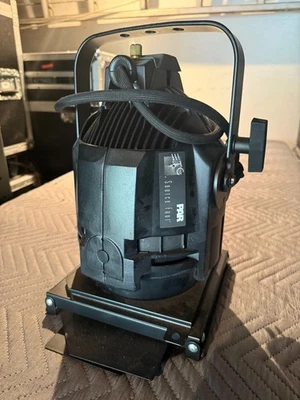 ETC Source Four Par - Image 1 of 3