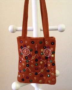 Vintage Sequin Beaded 100% Wool Handcrafted Handmade Handbag Juniors  - Picture 1 of 4