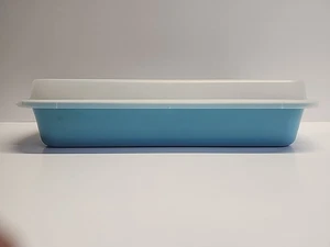 Pampered Chef 9" x 13" Teal Colored Cake Pan w/Portable Cover Non-stick Steel  - Picture 1 of 21