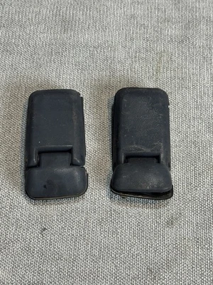 1988-2004 Nissan Pathfinder 00-03 Infiniti QX4 Back Glass Hinges Set Metal OEM - Image 1 of 3