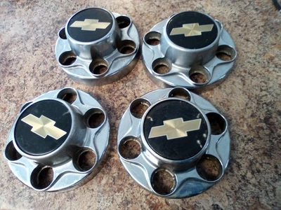 4 Chevy K1500 46282 OEM Wheel Center Rim Hub Caps - Image 1 of 4
