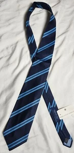 Saks Fifth Avenue Mens 100% Silk Necktie Blue Striped Made In England - Picture 1 of 9