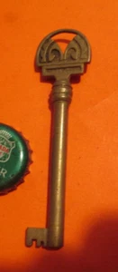VINTAGE OPEN BARREL BRASS EASTLAKE SKELETON KEY CABINET DRESSER KEY 3 1/2 INCHs - Picture 1 of 2