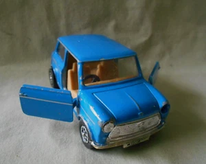 Corgi Classics Blue Mini Mayfair C330/7 Opening Front Doors, Unboxed - Imagen 1 de 12