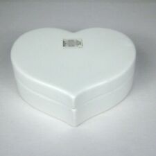 Horchow Porcelain Heart Shaped Trinket Dresser Vanity Jewelry Box Italy 5 inch 