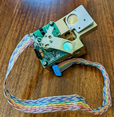 Solenoide láser médico coherente 0629-2332 placa ASSY + obturador + 3 ópticas ZnSe Foto 1 de 4