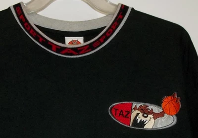 Vintage 1997 Looney Tunes Men's Basketball Taz Sports T-Shirt XL Black Crew Neck - Image 1 of 4