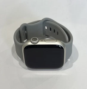 Apple Watch Series 8 GPS 41mm Silver Case Grey Band Battery 90% - Picture 1 of 8