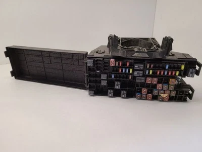 Ford Edge 2011 caja de fusibles motor VIN C octavo dígito xenón faros HID BT4Z14290D    Foto 1 de 4