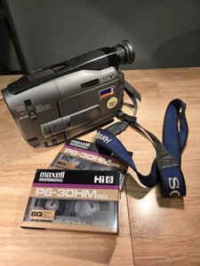 Sony CCD-TRV41 Stereo HI8 HI 8 8mm Video8 Camcorder Bundle , With Maxell Blanks - Picture 1 of 15