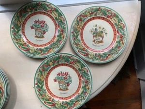 NEW SET of 3 VILLEROY BOCH FESTIVE MEMORIES Salad Plates Christmas Holiday - Picture 1 of 5