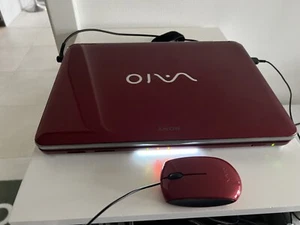 Sony Vaio Laptop 14,1 Zoll mit Blu-Ray Laufwerk und Maus (orginal) - Bild 1 von 6