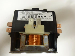 Products Unlimited Contactor 3100-10Q19272C; 13P518B01; 24VAC; 50/60HZ----"USED" - Picture 1 of 6