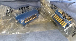 Neu Ampemol 26-190-16 Gold Pin Stecker passendes Paar - Bild 1 von 2