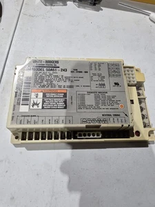50A51-243 Furnace Ignition Control Module YORK 031-01909-000 - Picture 1 of 5