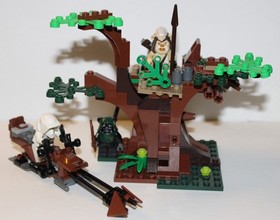 2011 Retired Star Wars Lego set #7956 Ewok Attack 100% complete!